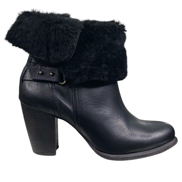 UGG Australia Shoes - UGG Women’s Jayne Black Leather Sheepskin Lined Ankle Boot Size US 7